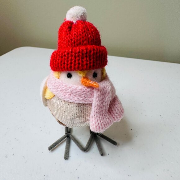 Christmas Wondershop Winter Birds Decor With Hats Scarves 4 inches 2021 set of 3 - Picture 6 of 11